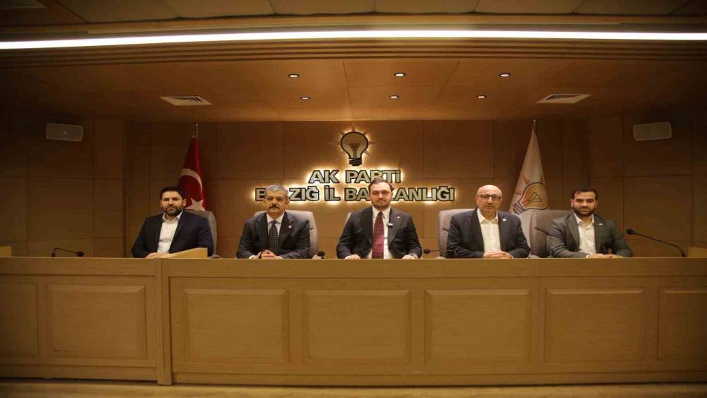 Başkan Selmanoğlu: "AK Parti milletimizin ortak değerlerinin, birlik ve beraberlik ruhunun g&uuml;&ccedil;l&uuml; bir temsilcisidir"
