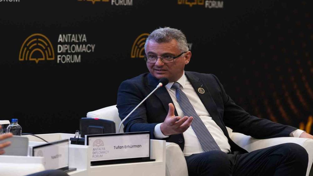 KKTC Cumhurbaşkanı Erh&uuml;rman: "Kıbrıs T&uuml;rk halkı azınlık stat&uuml;s&uuml;n&uuml; zinhar kabul etmez"
