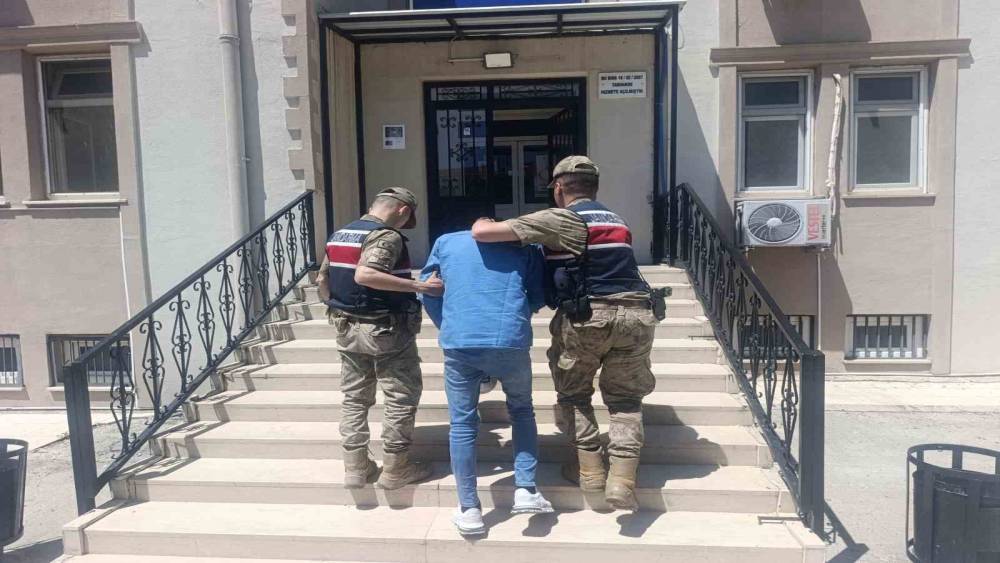 Şanlıurfa&rsquo;da aranan 5 h&uuml;k&uuml;ml&uuml; yakalandı
