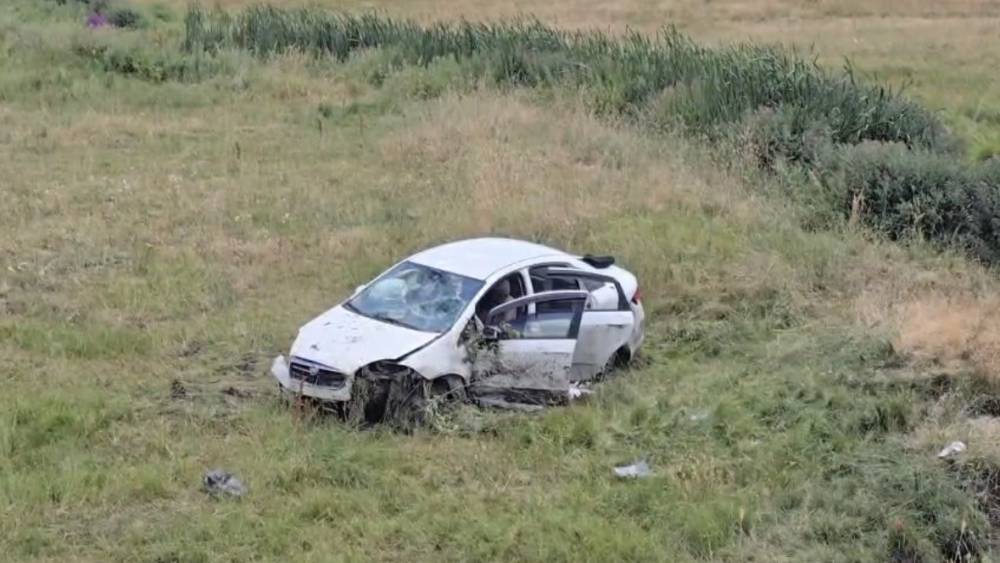 Bing&ouml;l&rsquo;de kontrolden &ccedil;ıkan otomobil araziye u&ccedil;tu: 3 yaralı
