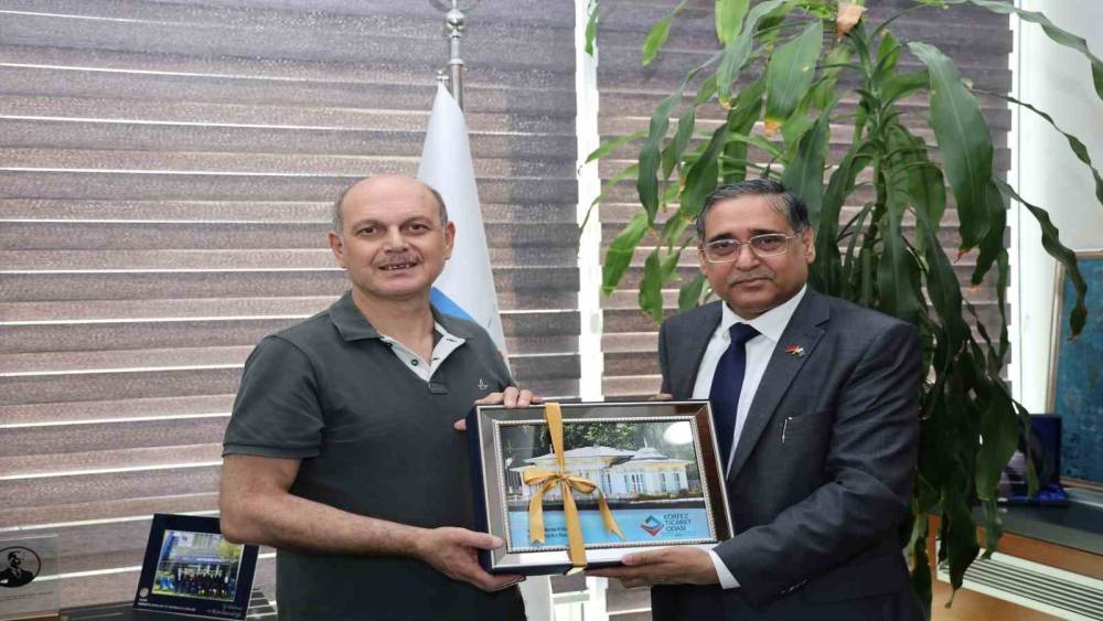 K&ouml;rfez ve İslamabad arasında protokol
