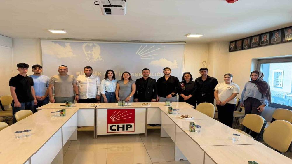 CHP Gen&ccedil;lik Kolları Genel Başkanı Berfin Karan, Bilecik&rsquo;te gen&ccedil;lerle buluştu
