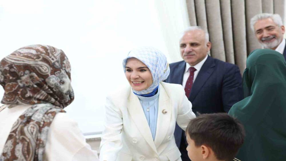 "Ter&ouml;rs&uuml;z T&uuml;rkiye&rsquo;yi şehit yakınlarımız ve gazilerimizle birlikte inşa ettik"
