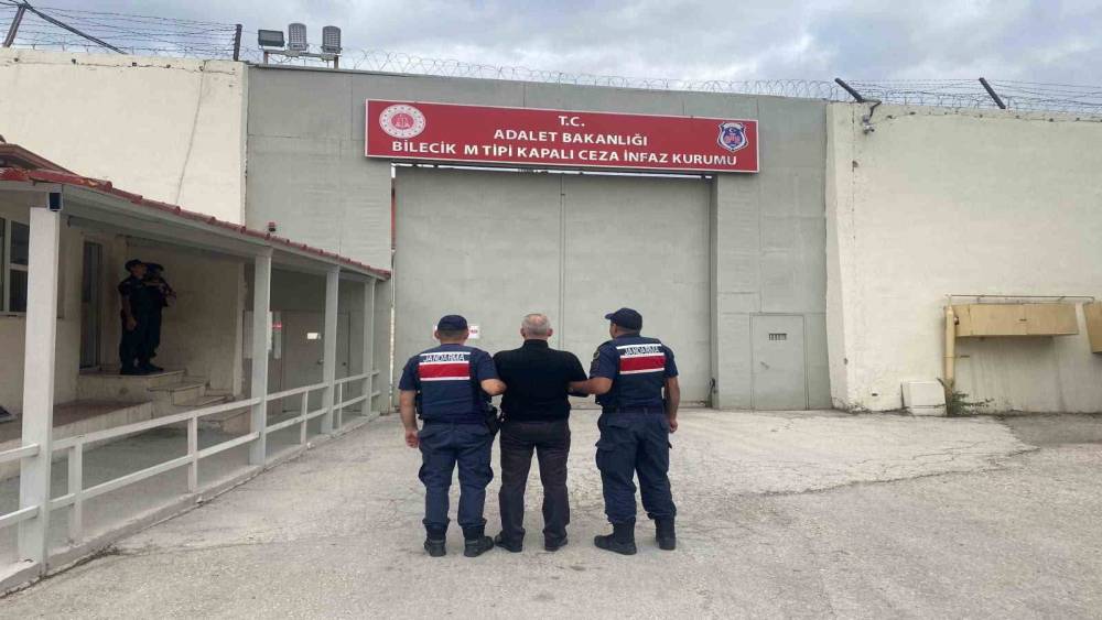 Bilecik&rsquo;te 3 yıl 15 ay hapis cezası ile aranan şahıs yakalandı
