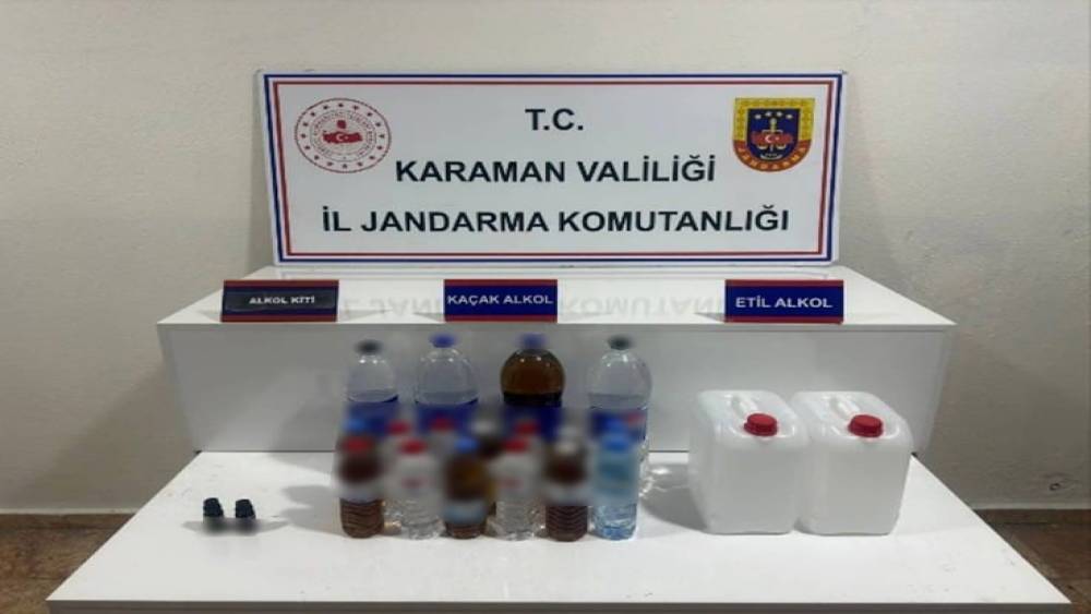Karaman&rsquo;da jandarma denetimlerinde aranan 54 kişi yakalandı
