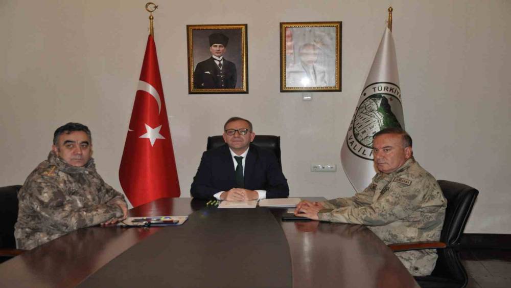 Kars Valisi Ziya Polat, "Ramazan Bayramı&rsquo;nda 2 bin 284 personel sahada olacak"
