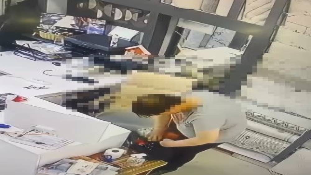 &Ccedil;aldığı &ccedil;antayla ka&ccedil;an zanlı kısa s&uuml;rede yakalandı
