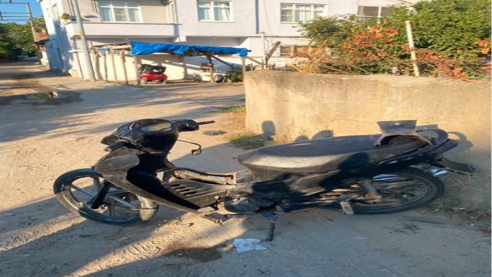 Plakasız ve ehliyetsiz s&uuml;r&uuml;c&uuml;ye 86 bin lira ceza
