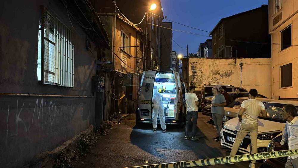 Evden yayılan k&ouml;t&uuml; koku acı ger&ccedil;eği ortaya &ccedil;ıkardı
