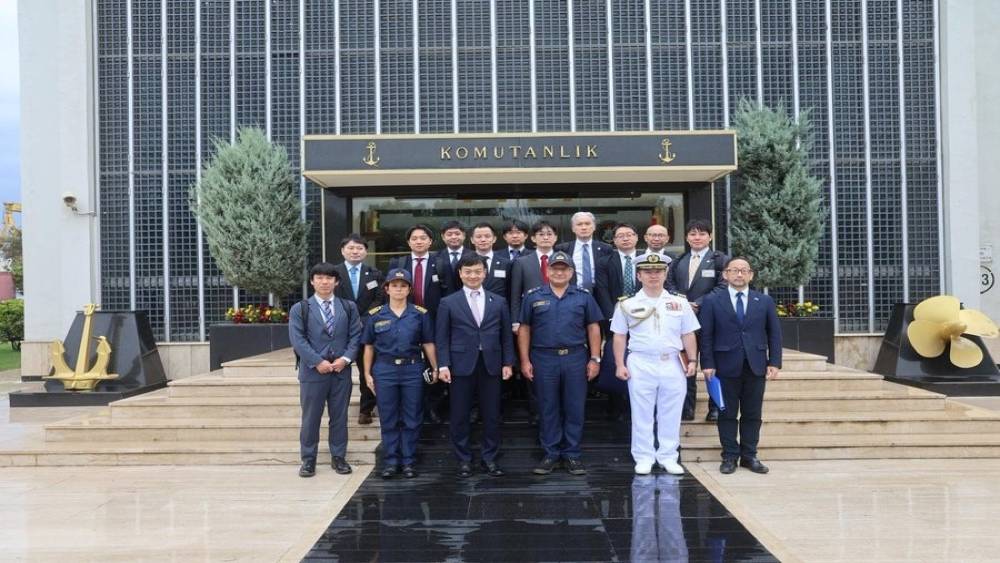 Japonya Parlamentosu milletvekilleri, İstanbul Tersanesi Komutanlığını ziyaret etti

