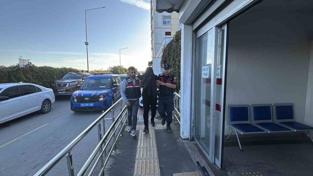 &Ccedil;ukurova Belediyesi&rsquo;ne operasyonda eski başkan Soner &Ccedil;etin g&ouml;zaltına alındı

