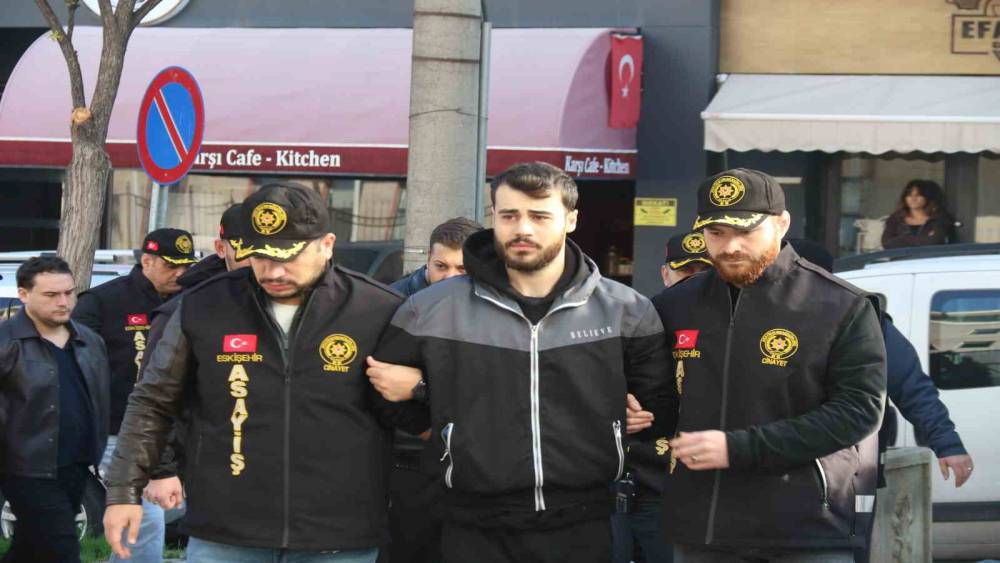 Pompalı t&uuml;fekli cinayetinde 1 kişi tutuklanırken 6 ş&uuml;pheli adli kontrol şartıyla serbest bırakıldı
