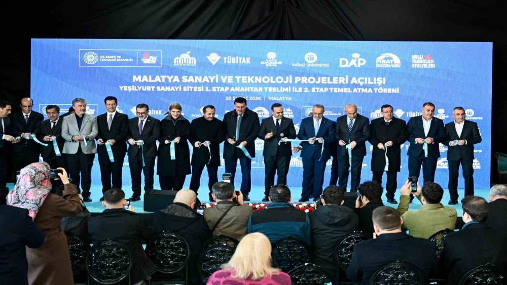 Bakan Kacır: "Teknoloji &uuml;reten ve geliştiren T&uuml;rkiye idealini ger&ccedil;eğe d&ouml;n&uuml;şt&uuml;rd&uuml;k"
