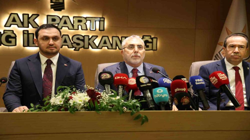 Bakan Işıkhan: "Gen&ccedil; ve kadın işsizlik oranı 13 yılın en d&uuml;ş&uuml;k seviyesine inmiştir"
