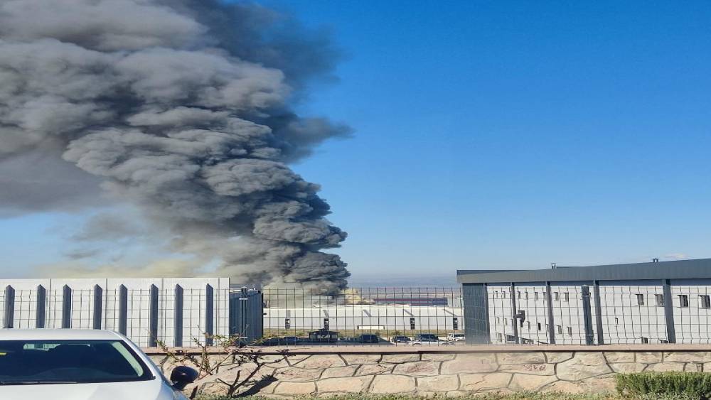Ankara&rsquo;da bir fabrikada yangın &ccedil;ıktı
