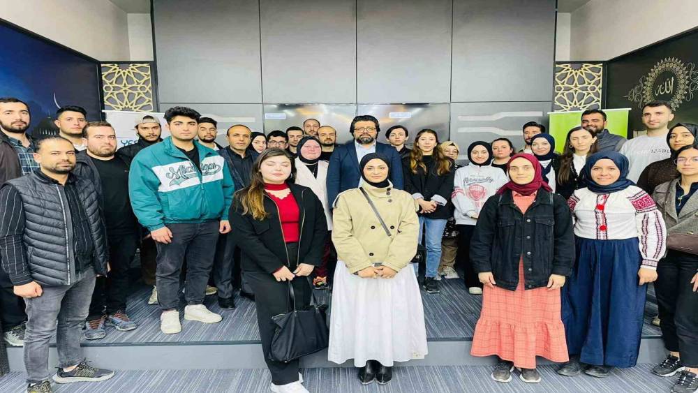 Gen&ccedil; girişimcilik akademisi, gen&ccedil;lere gelecek kapısı a&ccedil;ıyor
