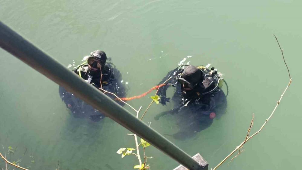 Antalya&rsquo;da kayıp zabıta i&ccedil;in arama &ccedil;alışması başlatıldı
