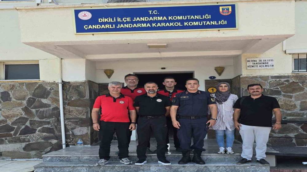 İZAKUT&rsquo;tan &Ccedil;andarlı Jandarma&rsquo;ya anlamlı ziyaret
