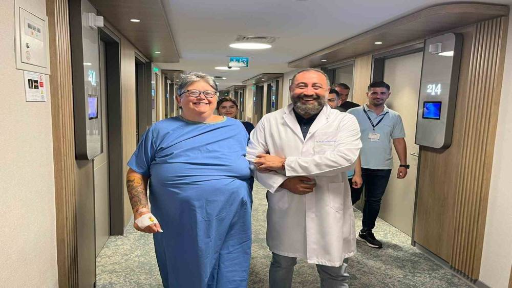 T&uuml;rkiye&rsquo;ye obezite cerrahisi i&ccedil;in geldi, tek operasyonda 5 farklı ameliyat ge&ccedil;irdi
