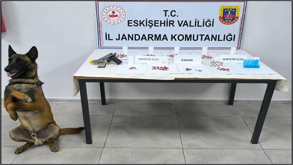 Eskişehir&rsquo;de uyuşturucu operasyonu: 2 ş&uuml;pheli yakalandı
