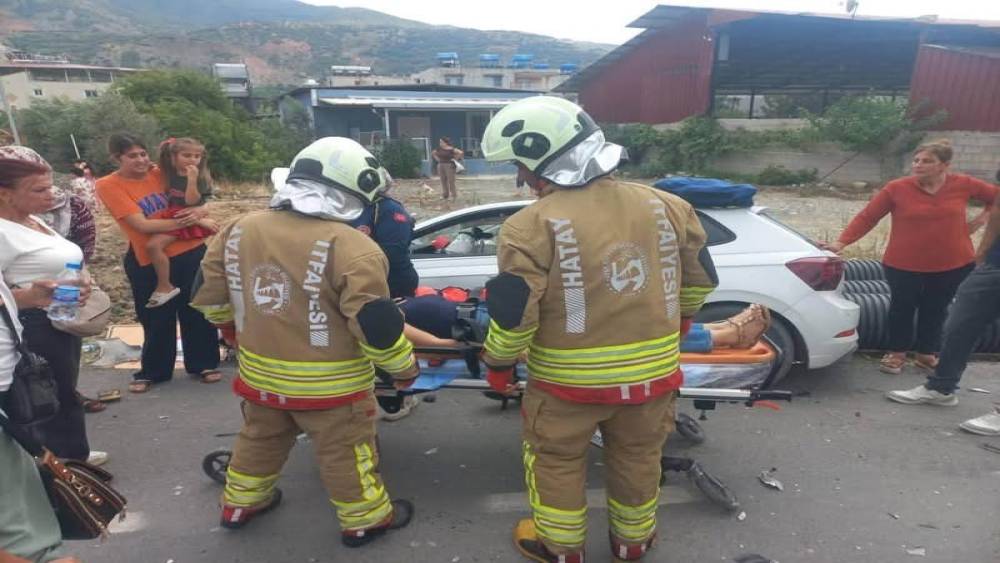 Samandağ&rsquo;da trafik kazası:1 yaralı
