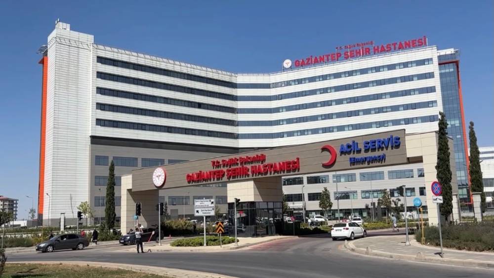 Milletvekili Melih Meri&ccedil;&rsquo;in tedavisi s&uuml;r&uuml;yor

