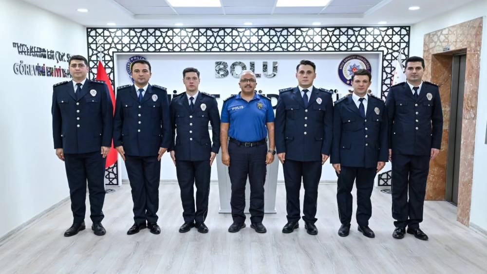 Bolu&rsquo;da başkomiserliğe terfi eden polislere r&uuml;tbeleri takıldı
