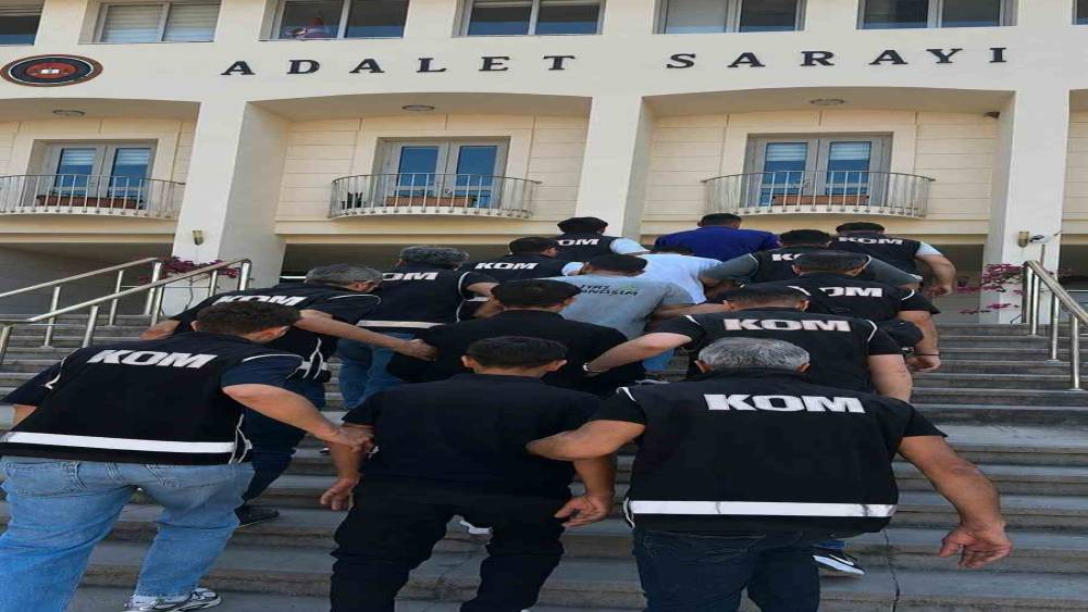 Bodrum&rsquo;da telefonla tehdit iddiasına 3 tutuklama
