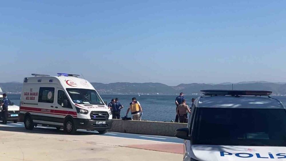 Kocaeli&rsquo;de denizde 2&rsquo;si kadın 3 ceset bulundu
