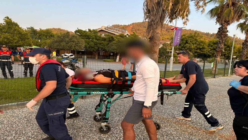 Fethiye&rsquo;de ticari yatta yaralanan vatandaşa tıbbi tahliye
