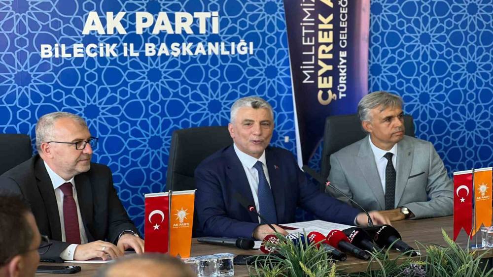 Bakan Bolat: "Sanayilerimiz b&uuml;t&uuml;n sekt&ouml;rlerde d&uuml;nya liginde ilk 10&rsquo;un arasına girmeyi başardı"
