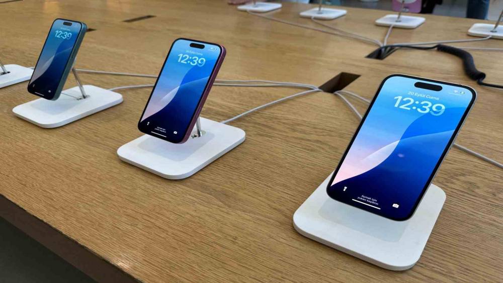 Asgari ücretin 6 katına ulaşan fiyatlar iPhone tutkunlarını durduramadı
