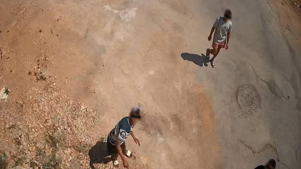 Belediyenin foto kapanına saldırı
