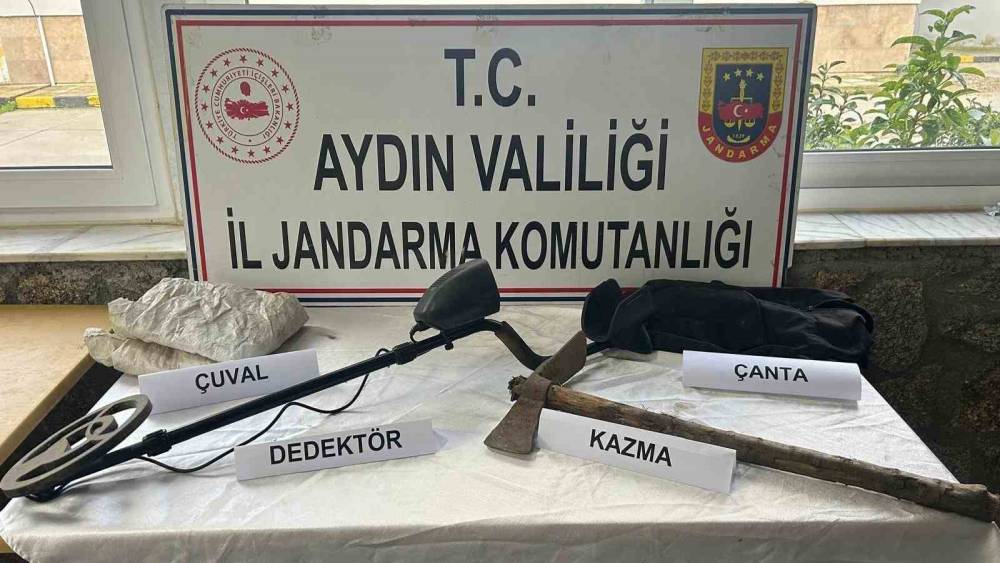 İzinsiz kazı yapan 2 şüpheli suçüstü yakalandı
