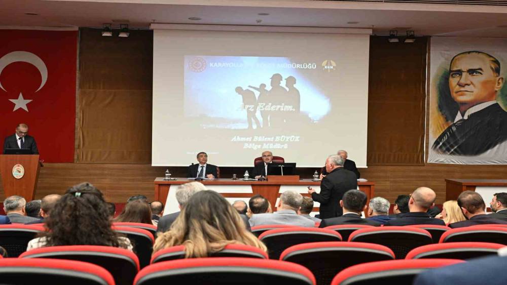 Denizli&rsquo;de devam eden ve yapılması planlanan projeler masaya yatırıldı
