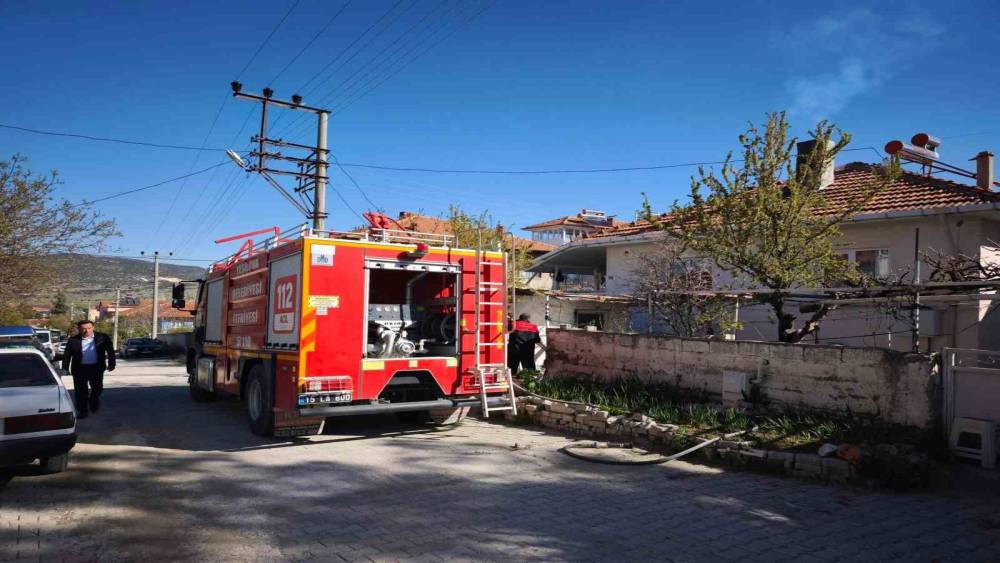 Burdur&rsquo;da baca yangını s&ouml;nd&uuml;r&uuml;ld&uuml;
