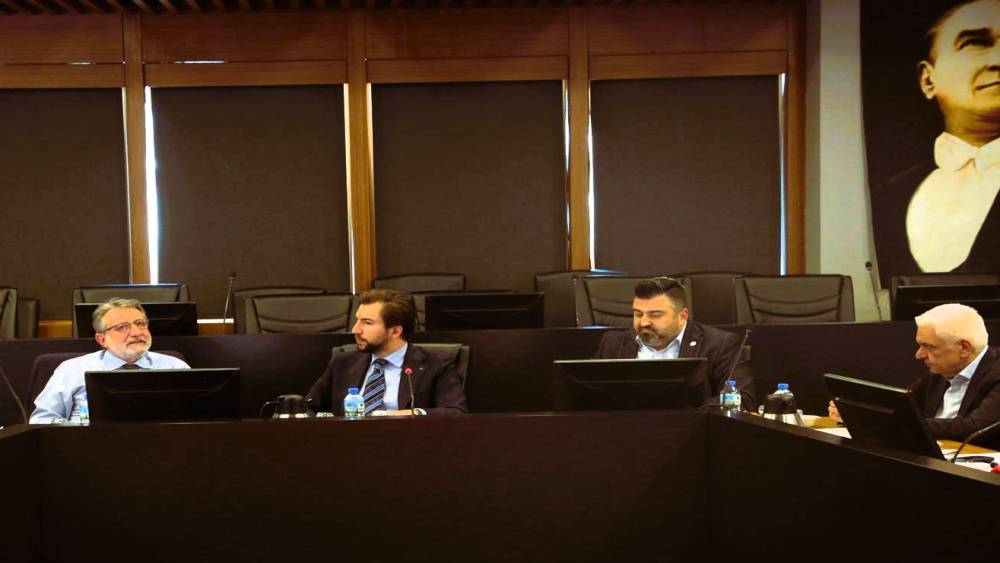 DENİB&rsquo;in yeni y&ouml;netim kurulu g&ouml;rev dağılımını yaptı
