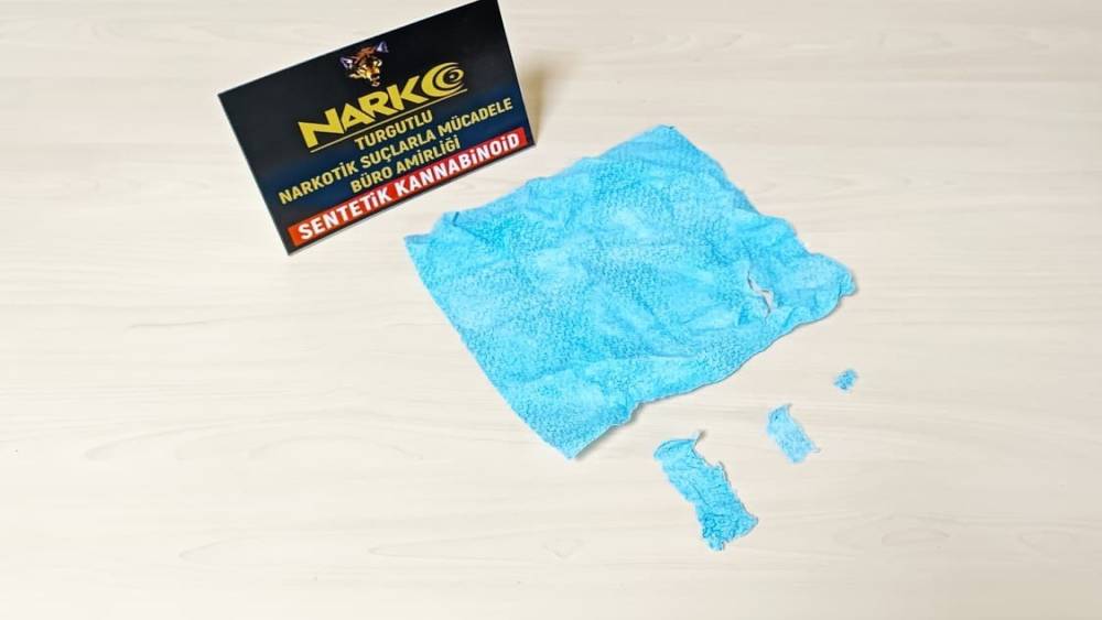 Turgutlu&rsquo;da 2 uyuşturucu operasyonunda 3 ş&uuml;pheli tutuklandı
