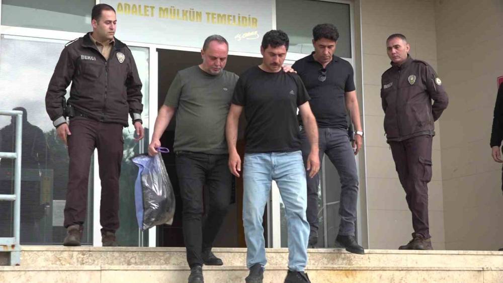 Cinayete kurban gittiği 10 yıl sonra itiraf edilen Ayşen&rsquo;in g&ouml;m&uuml;ld&uuml;ğ&uuml; yerde arama &ccedil;alışmaları s&uuml;r&uuml;yor
