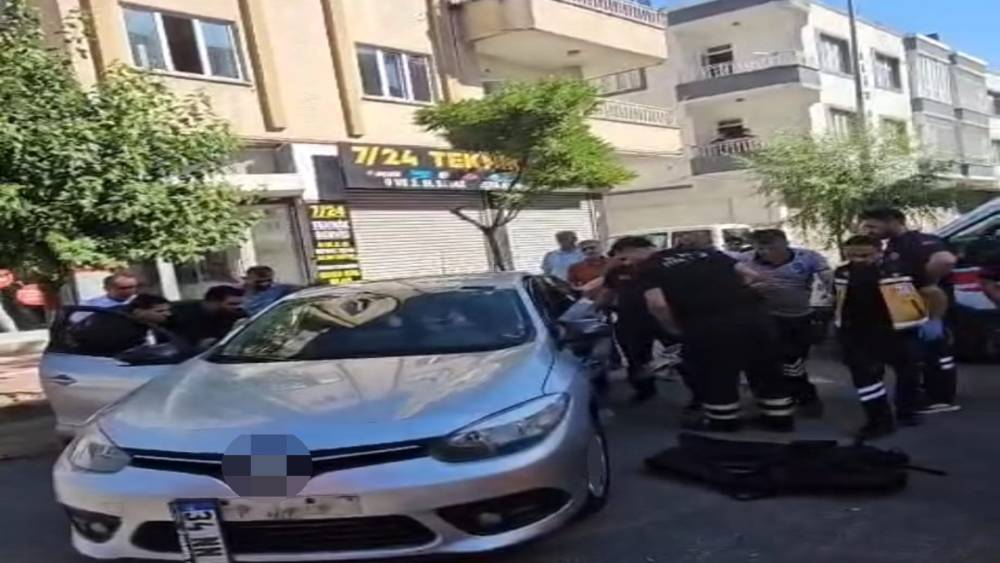 Batman&rsquo;da otomobil ile hafif ticari ara&ccedil; &ccedil;arpıştı: 1 yaralı
