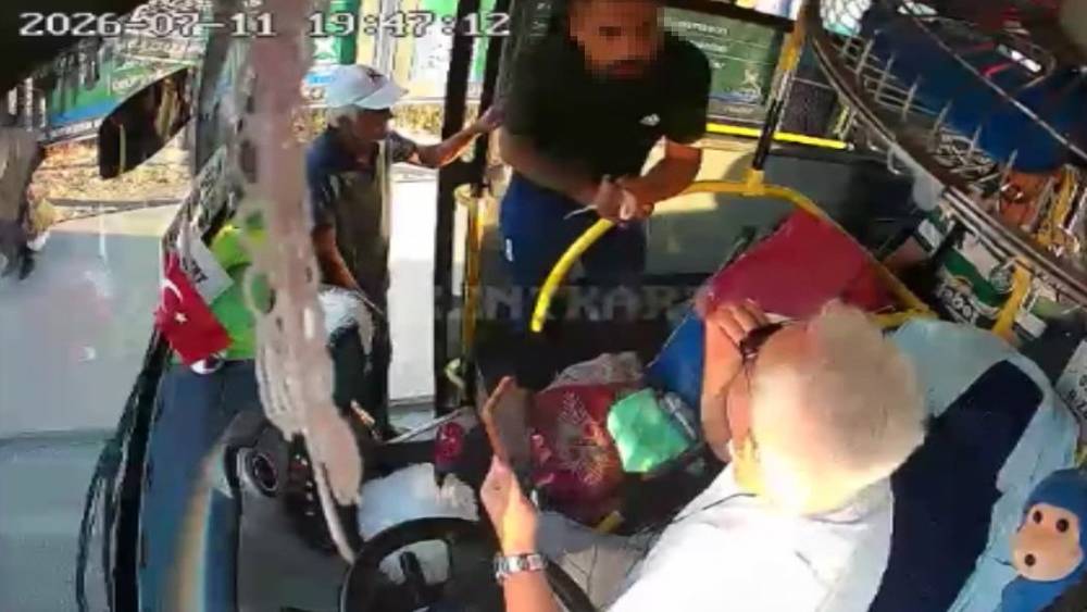 Penseyi silah gibi g&ouml;sterip şof&ouml;r&uuml; tehdit eden yolcu yakalandı
