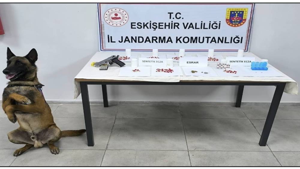Eskişehir&rsquo;de uyuşturucu operasyonu, yakalanan 2 ş&uuml;pheliden 1&rsquo;i tutuklandı
