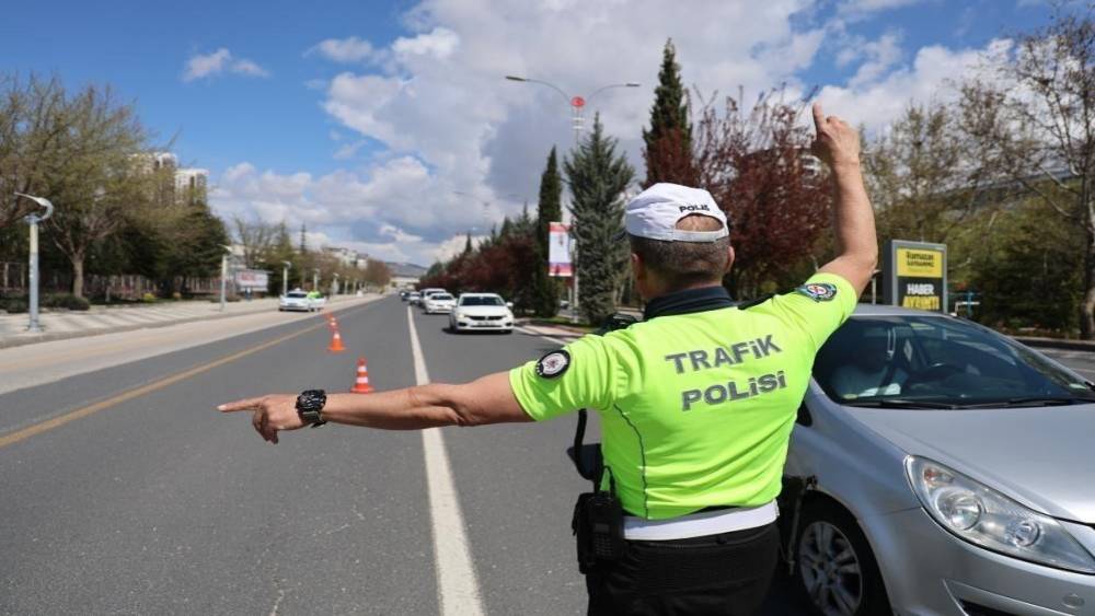 D&uuml;zce&rsquo;de denetimlerde 179 ara&ccedil; trafikten men edildi
