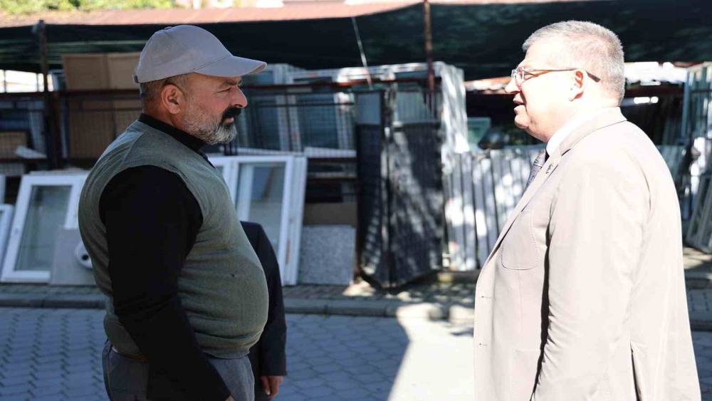 AK Parti Denizli İl Başkanı Subaşıoğlu&rsquo;ndan Hacı Kaplanlar&rsquo;da esnaf ziyareti

