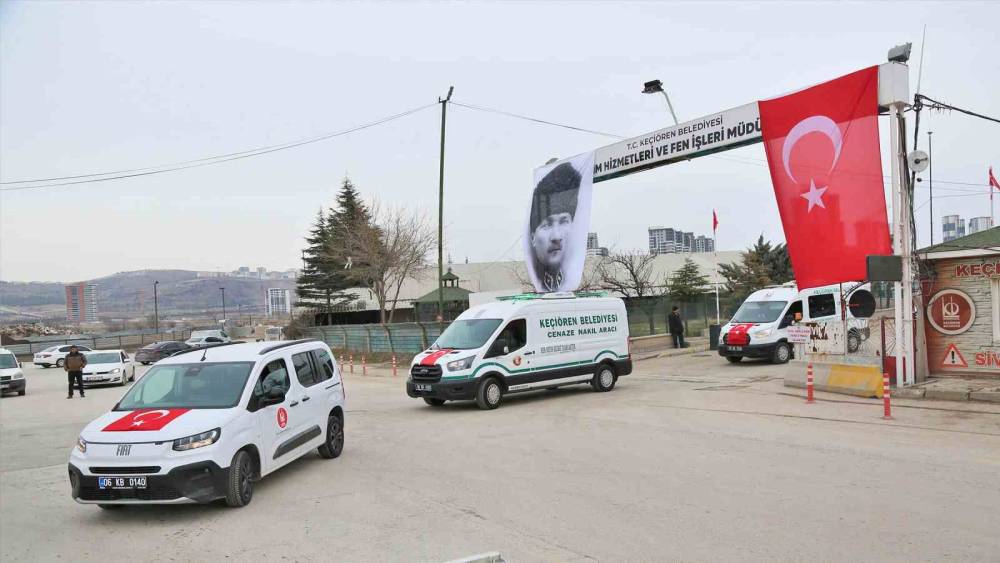 Ke&ccedil;i&ouml;ren Belediyesi&rsquo;nden T&uuml;rk bayrağına yapılan saldırıya tepki
