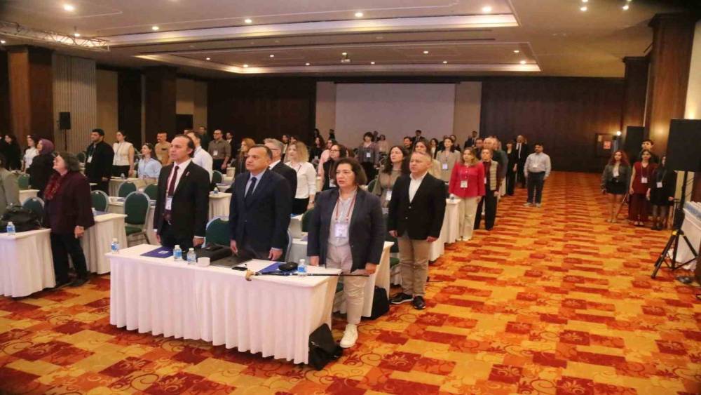 Bilim d&uuml;nyası Parkinson&rsquo;da geleceğin tedavilerini konuştu
