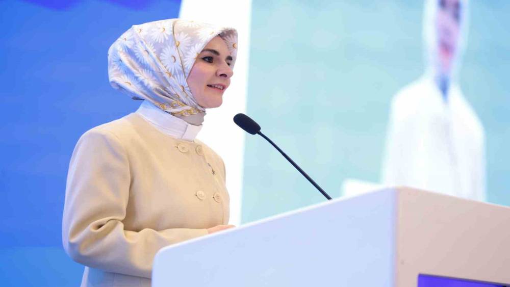 Bakan G&ouml;ktaş: "&Ccedil;ocukların dijital d&uuml;nyada g&uuml;&ccedil;lendirilmesine y&ouml;nelik k&uuml;resel iş birliğimizi ortak zeminde pekiştirdik"
