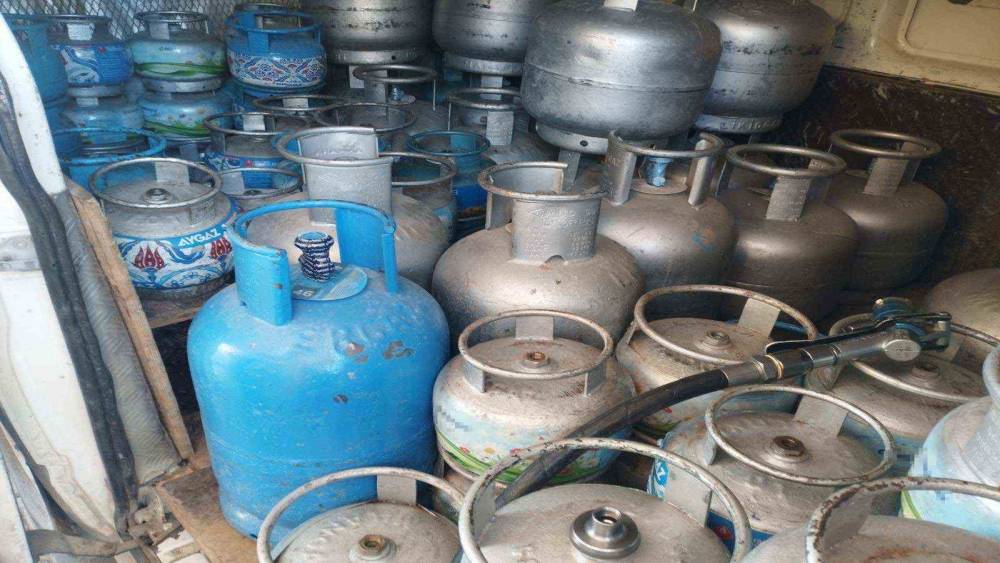 Şanlıurfa&rsquo;da jandarma denetiminde usuls&uuml;z t&uuml;p dolumu ortaya &ccedil;ıkarıldı
