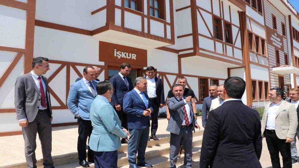 Vali Usta&rsquo;dan Yalova OSB&rsquo;de inceleme
