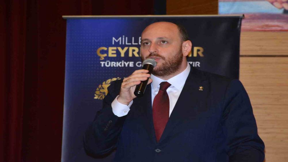 AK Parti Teşkilat Başkanı B&uuml;y&uuml;kg&uuml;m&uuml;ş: " &rsquo;Ter&ouml;rs&uuml;z T&uuml;rkiye&rsquo; devlet projesi"
